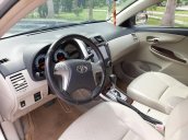 Cần bán xe Toyota Corolla Altis 1.8AT 2012, màu bạc, giá tốt