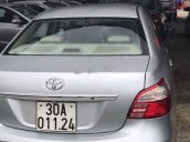 Cần bán Toyota Vios 2013, màu bạc, xe đi gần 7 vạn 