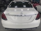 Bán xe Mercedes C200 đời 2019, màu trắng