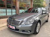 Bán Mercedes E300 đời 2009, màu xám giá cạnh tranh