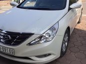 Bán Hyundai Sonata 2010, màu trắng, nhập khẩu nguyên chiếc giá cạnh tranh