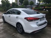 Bán xe Kia Cerato đời 2018, màu trắng