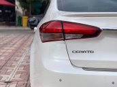 Bán xe Kia Cerato Signature 1.6 AT năm 2017, màu trắng, 585 triệu