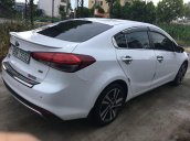 Bán xe Kia Cerato đời 2018, màu trắng