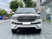 Cần bán xe Toyota Land Cruiser VX-R 2018 siêu lướt, nhập khẩu Trung Đông, LH 094.539.2468 Ms. Hương