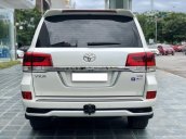 Cần bán xe Toyota Land Cruiser VX-R 2018 siêu lướt, nhập khẩu Trung Đông, LH 094.539.2468 Ms. Hương