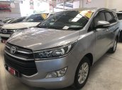 Bán Toyota Innova E năm sản xuất 2017, màu bạc