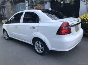 Cần bán xe Chevrolet Aveo 2017 số sàn, màu trắng