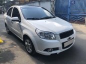 Cần bán xe Chevrolet Aveo 2017 số sàn, màu trắng