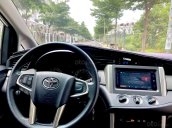 Gia đình cần bán Toyota Innova 2018 màu trắng, số sàn