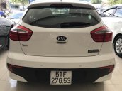 Bán Kia Rio Hatchback 2015, màu trắng