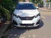 Bán Peugeot 3008 năm 2018, màu trắng, xe gia đình