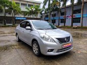 Cần bán xe Nissan Sunny năm 2015, màu bạc số sàn, giá tốt