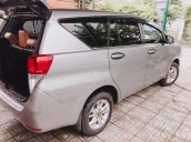 Bán Toyota Innova đời 2017, màu bạc, giá chỉ 650 triệu