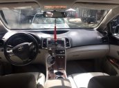 Cần bán Toyota Venza đời 2009, màu bạc, nhập khẩu nguyên chiếc, xe gia đình