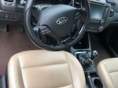 Cần bán Kia Cerato đời 2016, màu trắng