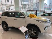 Bán Toyota Fortuner 2.7AT đời 2019, màu trắng, xe nhập