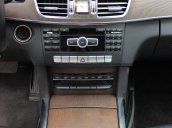 VOV Auto xe Mercedes Benz E class E200 2013