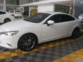 Bán Mazda 6 Premium 2.5AT năm sản xuất 2017, màu trắng, 858tr