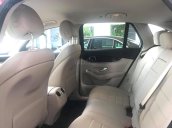 Giá xe Mercedes GLC 200 2019 khuyến mãi, thông số, giá lăn bánh 12/2019 tặng 50% phí trước bạ