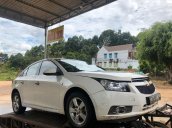 Bán Chevrolet Cruze đời 2011, màu trắng xe gia đình