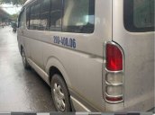 Bán Toyota Hiace Van sản xuất năm 2006, màu bạc, số sàn, giá 215tr