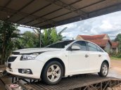 Bán Chevrolet Cruze đời 2011, màu trắng xe gia đình