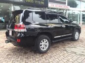 Cần bán gấp Toyota Land Cruiser VX 4.6 V8 AT năm 2017, màu đen