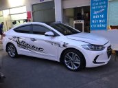 Bán xe Hyundai Elantra 2.0 AT năm sản xuất 2017, màu trắng