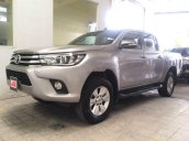 Bán xe Toyota Hilux 2.8 AT đời 2016, màu bạc, xe nhập, giá tốt