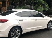 Bán Hyundai Elantra 2.0 AT đời 2017, màu trắng, xe nhập số tự động