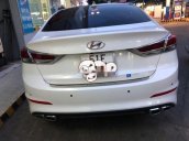 Bán xe Hyundai Elantra 2.0 AT năm sản xuất 2017, màu trắng