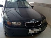 Bán BMW 318i sản xuất 2013, màu đen, ít sử dụng