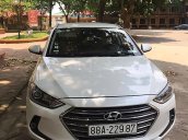 Cần bán lại xe Hyundai Elantra 1.6 MT sản xuất 2016, màu trắng, chính chủ giá cạnh tranh