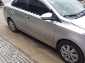 Cần bán gấp Toyota Vios năm sản xuất 2015, màu bạc