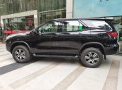 Cần bán nhanh chiếc xe Toyota Fortuner 2019, màu đen - Giá cạnh tranh - Giao nhanh toàn quốc