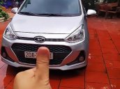 Bán Hyundai Grand i10 năm sản xuất 2018, màu bạc số sàn, giá 355tr