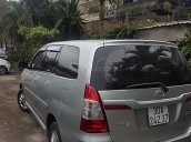 Bán Toyota Innova đời 2014, màu bạc số sàn, 550tr