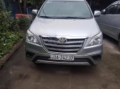 Bán Toyota Innova đời 2014, màu bạc số sàn, 550tr