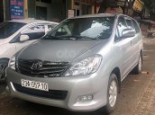 Bán ô tô Toyota Innova G đời 2009, màu bạc số sàn