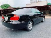 Bán xe Toyota Camry 3.0 năm 2005, màu đen còn mới, 435tr