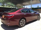 Bán xe Honda Accord 2019 số tự động, màu đỏ rượu vang