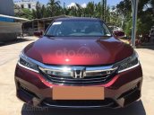 Bán xe Honda Accord 2019 số tự động, màu đỏ rượu vang