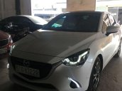 Bán Mazda 2 sản xuất 2018, màu trắng  