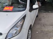 Cần bán lại xe Chevrolet Spark đời 2015, màu trắng