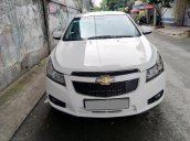 Bán xe Chevrolet Cruze 2016 màu trắng, số sàn