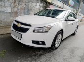 Bán xe Chevrolet Cruze 2016 màu trắng, số sàn