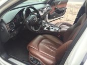 Audi A8L modell 2012, odo 4 vạn km, màu trắng