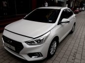 Bán Hyundai Accent 1.4AT màu trắng, số tự động, sản xuất 2018 biển Sài Gòn, đi 12.000km