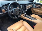 Bán Volvo S90 Inscription đã qua sử dụng chính hãng, màu trắng ngọc trai, nội thất da bò, sản xuất năm 2016